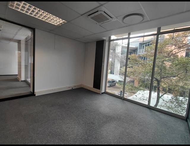 368M² OFFICE TO LET IN BRYANSTON